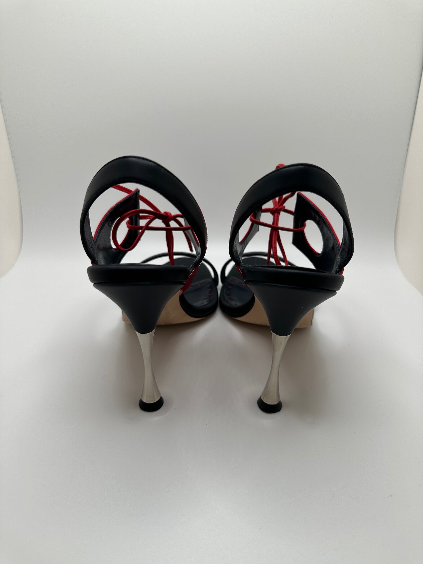 MANOLO BLAHNIK HEELS EU36