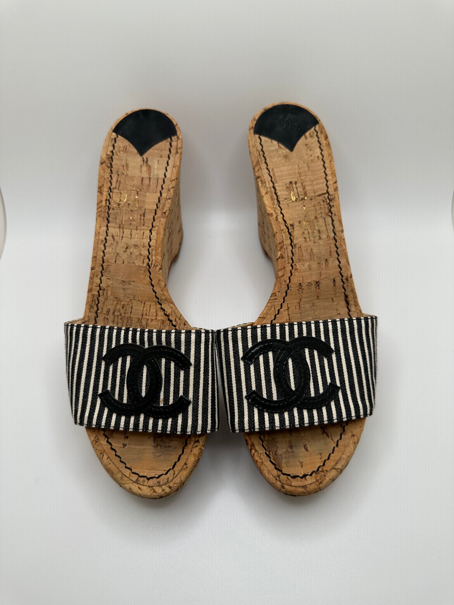 CHANEL WEDGES EU39.5