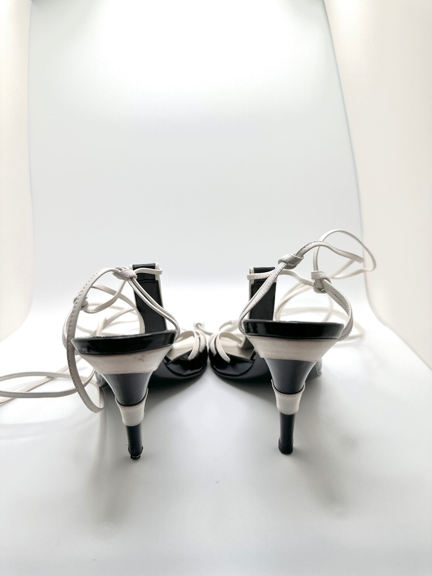 CHANEL HEELS EU38