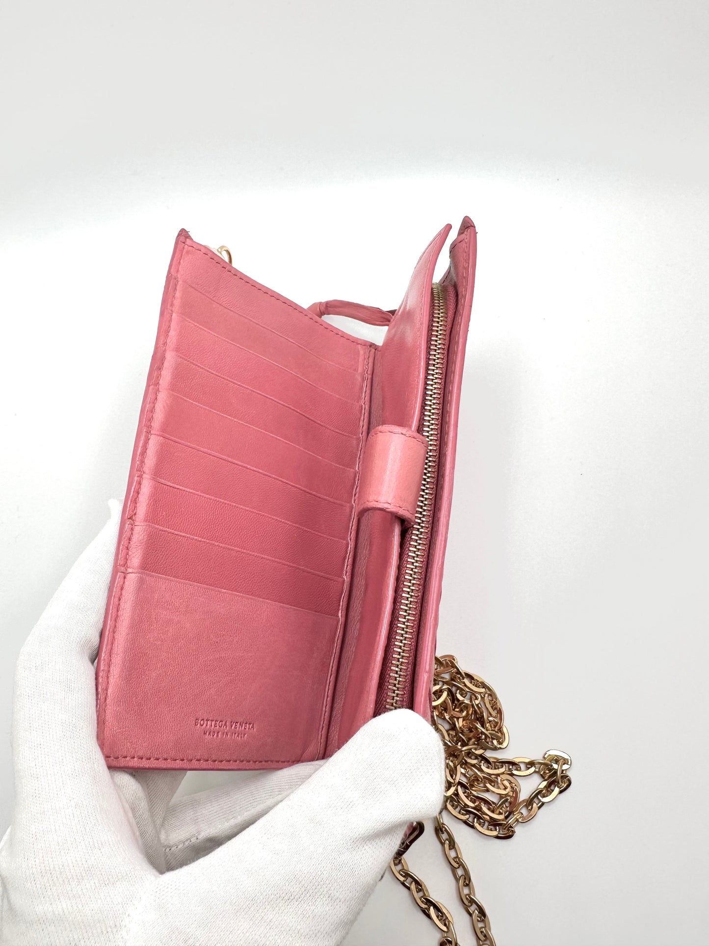 BOTTEGA VENETA WALLET ON CHAIN