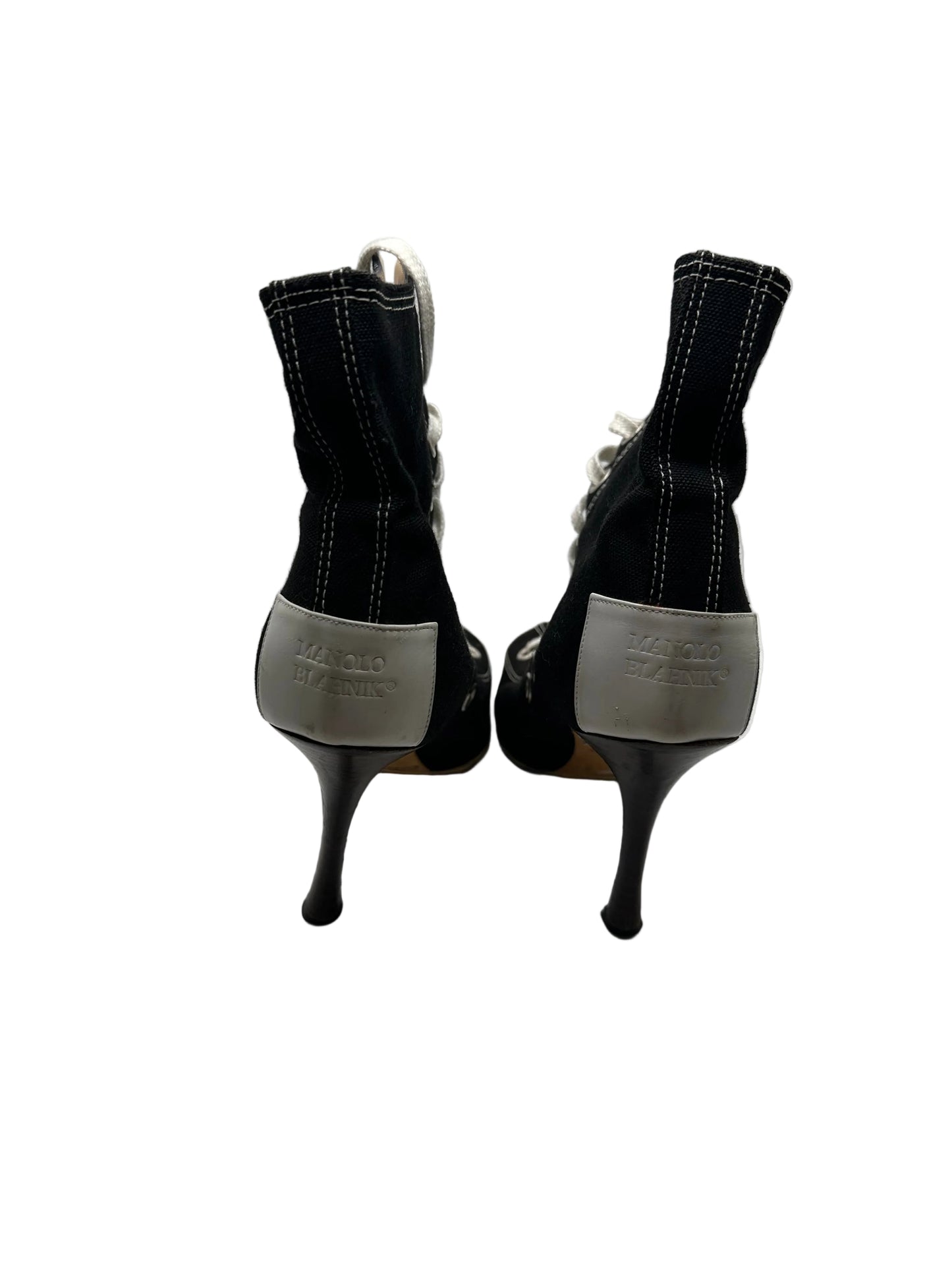 MANOLO BLAHNIK BOOTIES EU37
