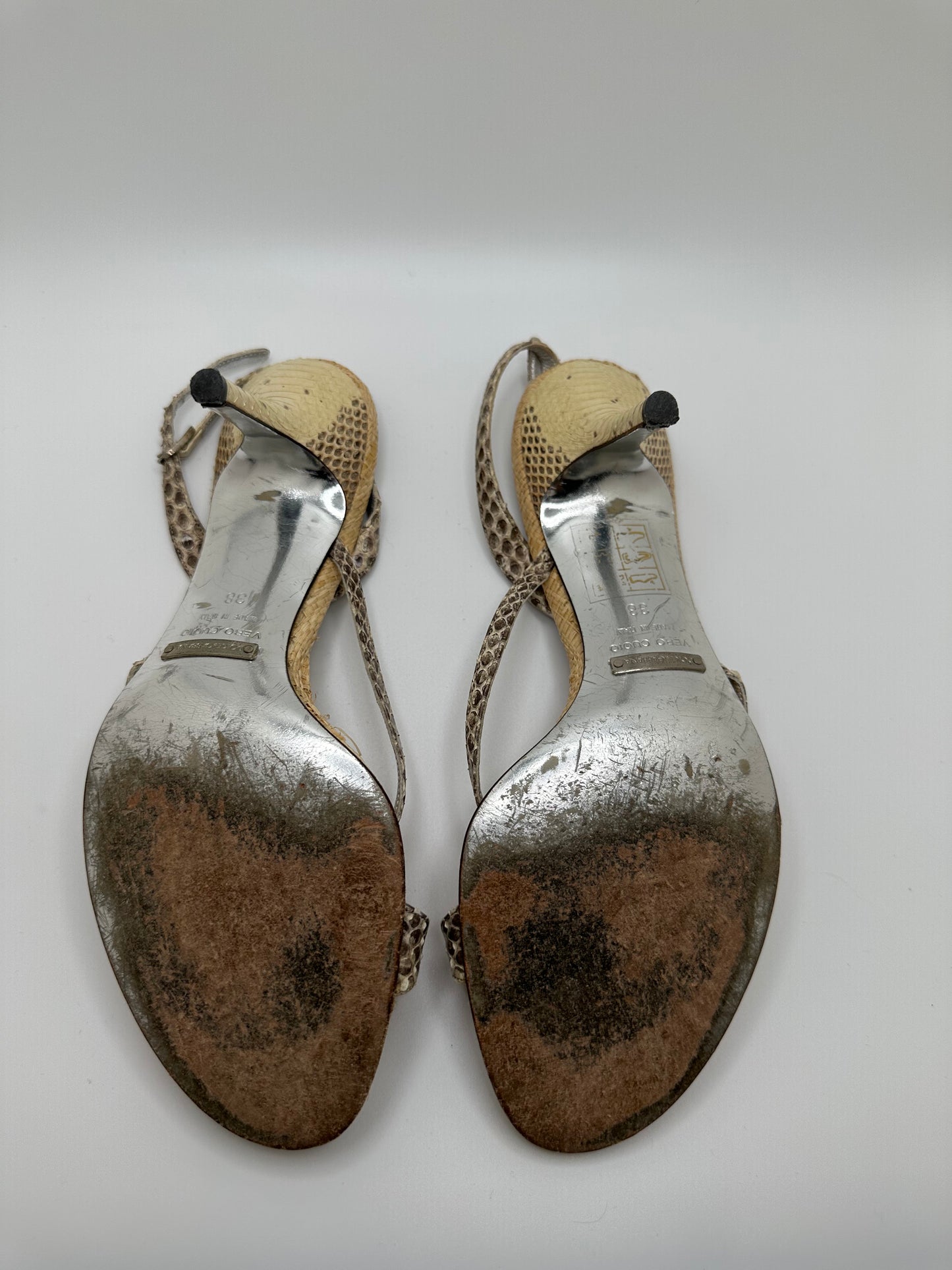 DOLCE & GABBANA HEELS EU38