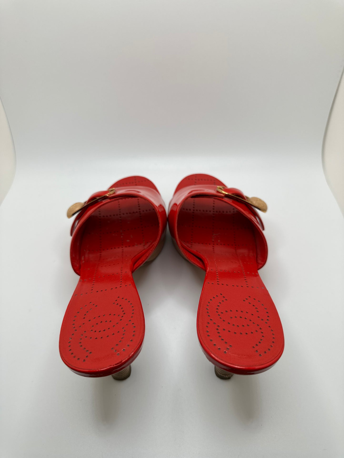 CHANEL HEELS EU39