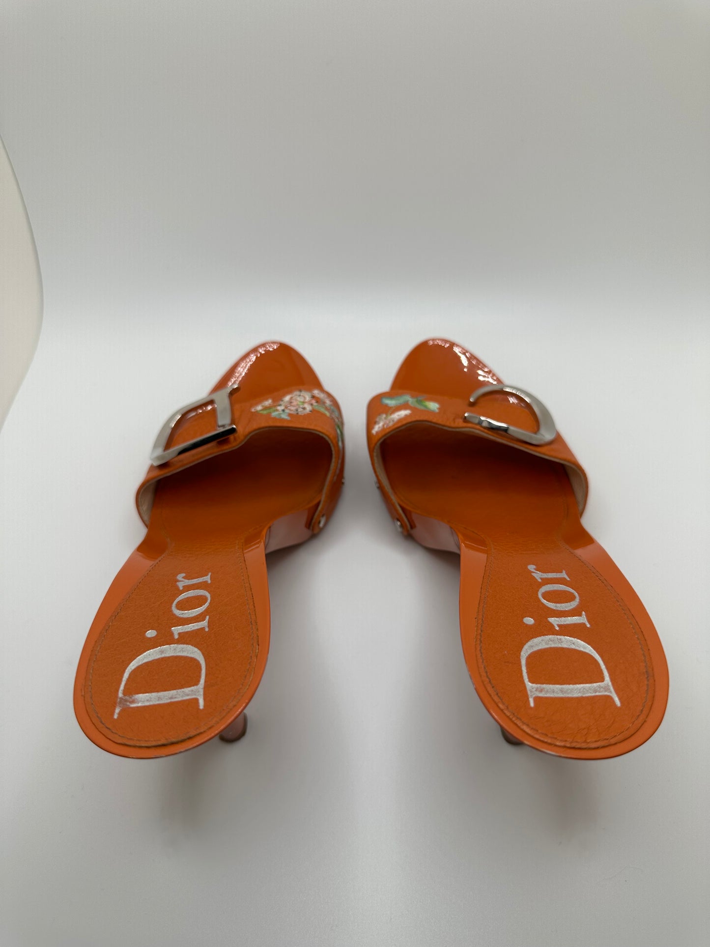 CHRISTIAN DIOR HEELS EU38