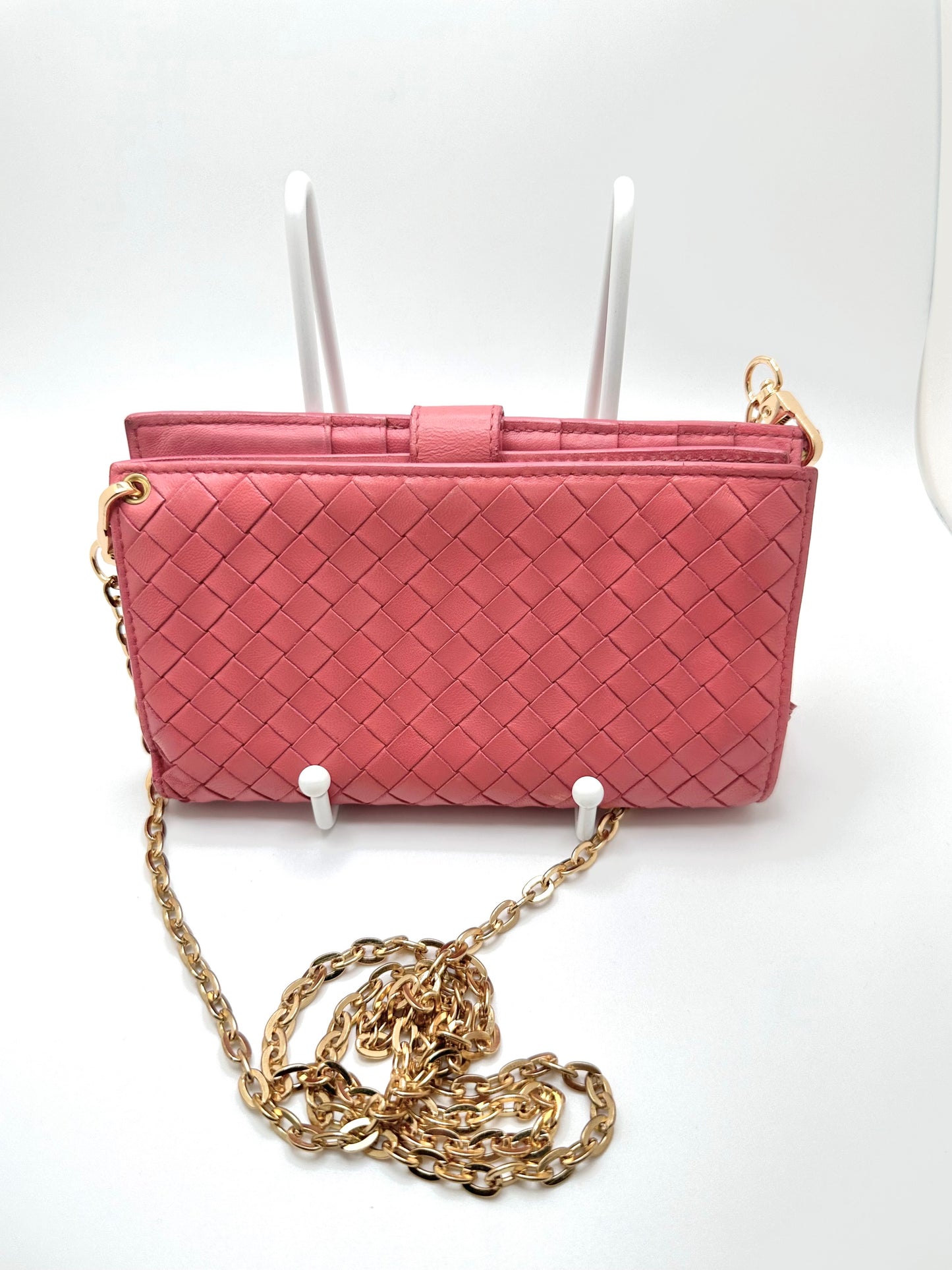 BOTTEGA VENETA WALLET ON CHAIN