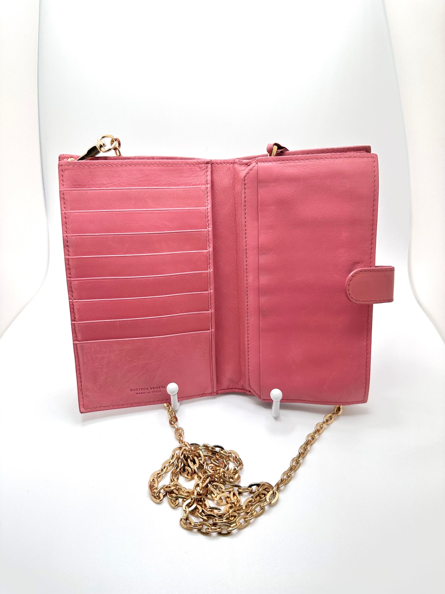 BOTTEGA VENETA WALLET ON CHAIN